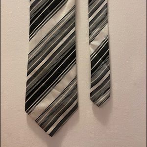 ALEXANDER JULIAN TIE